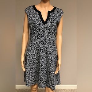 New York & Company Sleeveless Dress
